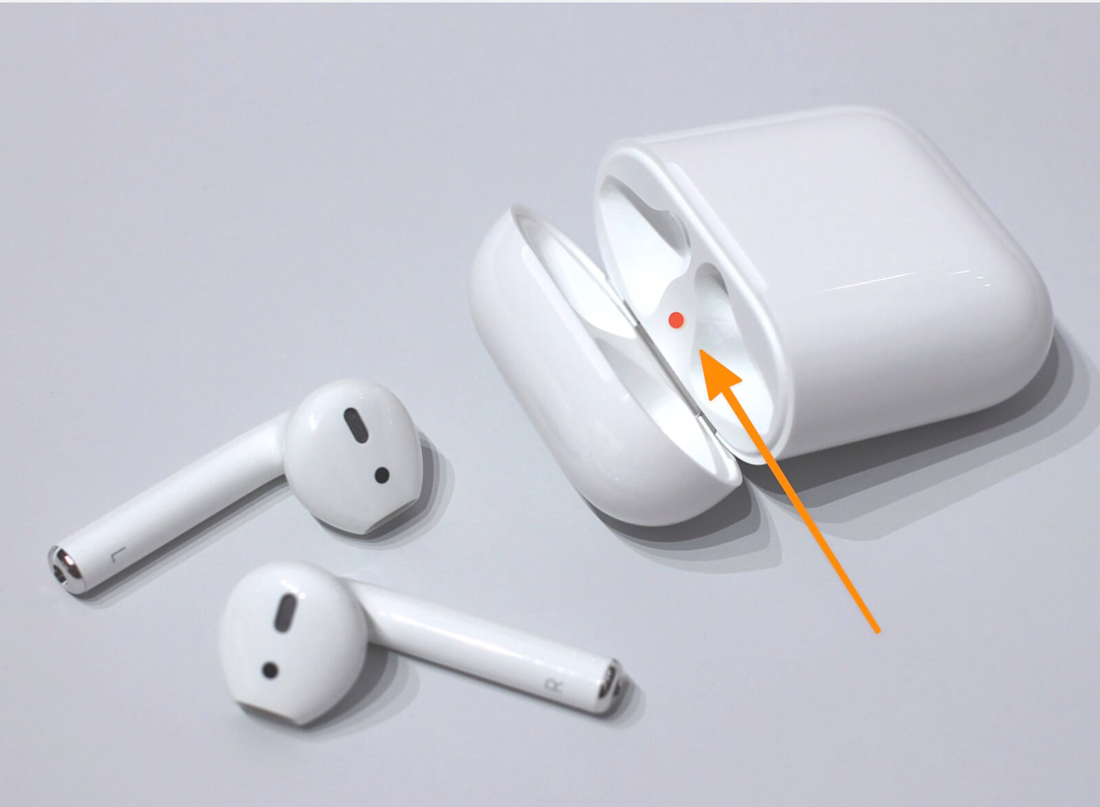 Airpods 2 orange light new arrivals